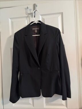 Banana Republic Black Pinstripe Single-Button Blazer- Like New